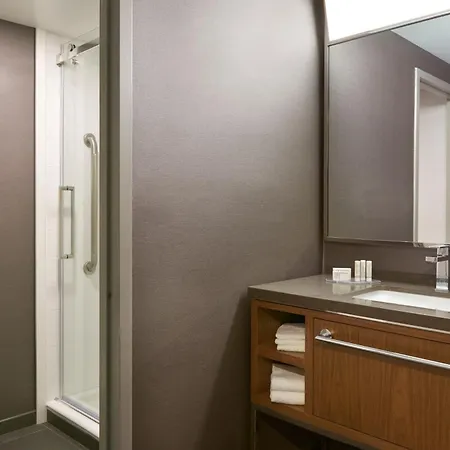 Courtyard By Marriott Toronto Markham Exterior photo